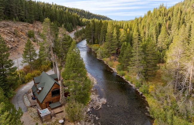Riversong Lodge by Avantstay Sauna Hot Tub On The Truckee River - Photo 38