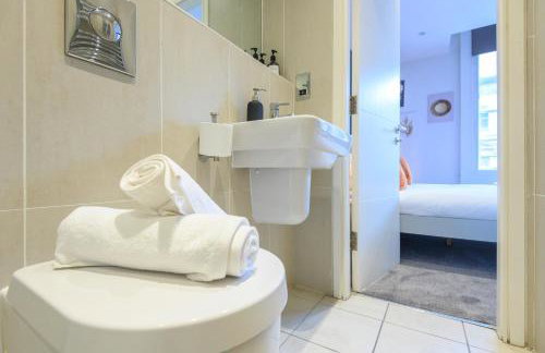 Central Business Class Apartment - Luxury Living - Foto 16