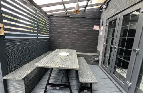 Urban Escape 4BedRoom House- With Free private Parking - Birmingham City - Foto 64