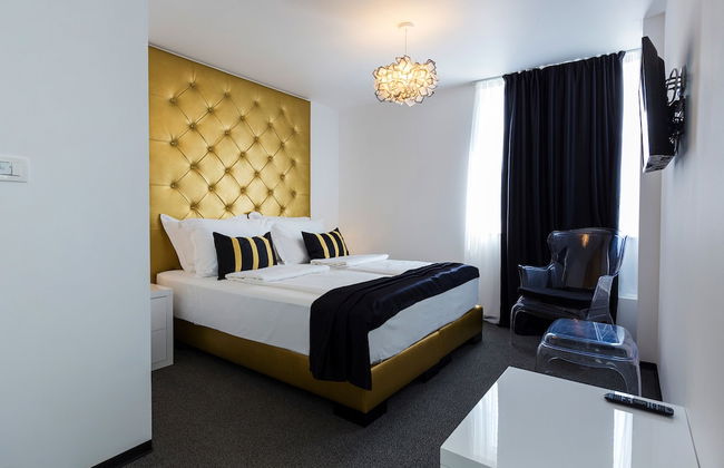 B Gold Luxury Rooms - Foto 12