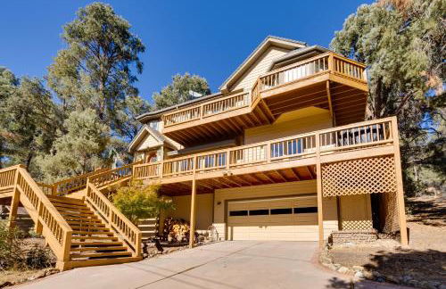 Game Room and Deck Modern Frazier Park Home! - Foto 31