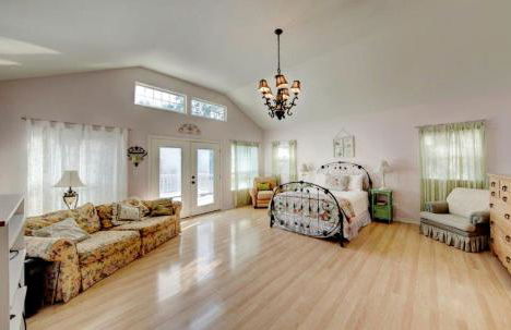 Spacious Cottage with Exquisite Pond and Hill Country Views near Fredericksburg and Kerrville, Texas - Foto 12