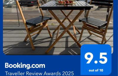 LOOKOUT by BOURNECOAST - A Stylish Flat with a Balcony, SEA GLIMPSES and Parking- Just a 10 Minute Walk to the Sandy Beaches - FM8405 - Photo 1