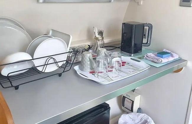 Cosy 1 Bedroom Cabin- Moon Pod - Photo 3