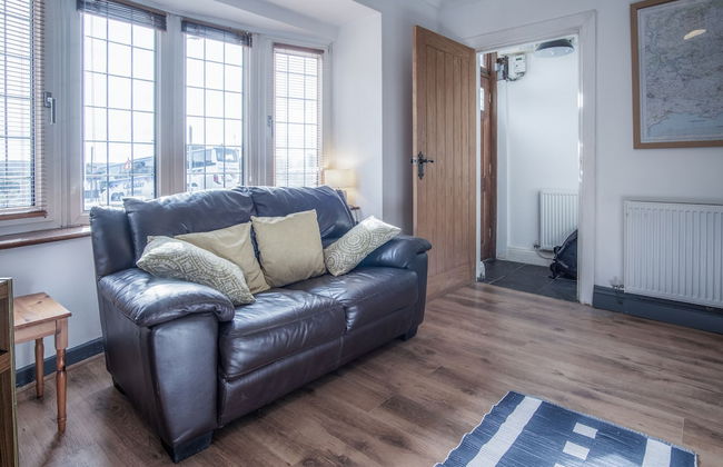 Cambrian Cottage - 3 Bed Cottage - Tenby - Photo 28