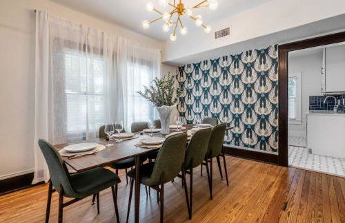 Sanctuary on 3rd - Walk to UF , Parking , Grill - Photo 5