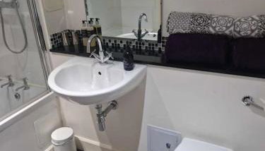 Glen Mor Apartment with pool on site - Foto 2