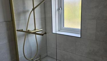 4 Bed modern home, Family Home, Remote working - Foto 4, Shower
