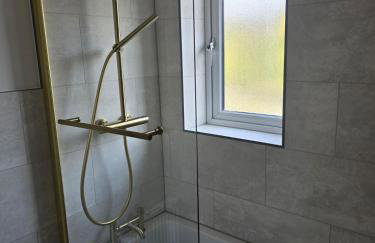 4 Bed modern home, Family Home, Remote working - Foto 4