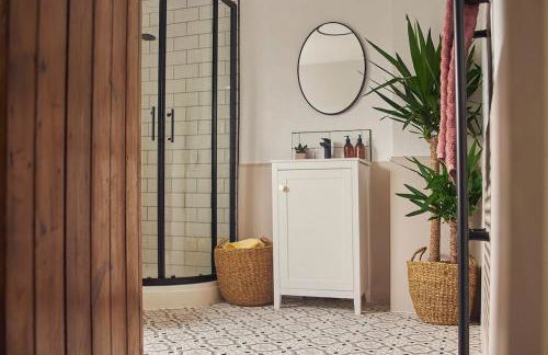 Skye View Cosy Retreat near Alton Towers & Peak wildlife park Staffordshire Moorlands - Foto 26