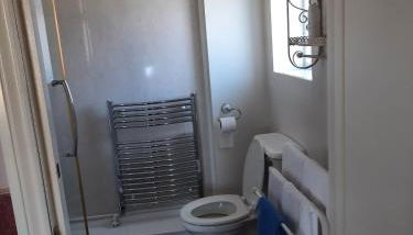 Sea view flat at Claverton House - Photo 4