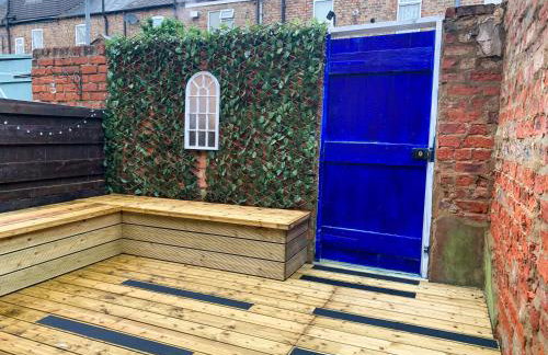 The Victoria - Quaint Victorian Home With Free Parking - Foto 40