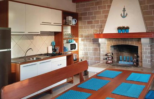 Pet Friendly Home In Postira With Wifi - Photo 29