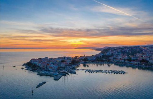 Four-Bedroom Apartment In Srinjine - Photo 21