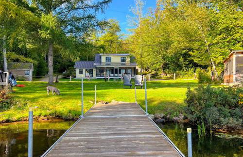 91WR Lake vibes and views at this waterfront home in the the White Mountains! Rest, relax, explore! - Foto 23