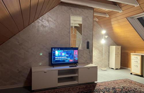 Möbliertes Haus mit Garten im Herzen von Moers - Foto 11