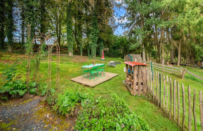 Lively Holiday Home With Garden, Barbecue, Garden Furniture - Foto 45