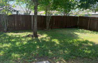 Hutto House - Foto 31