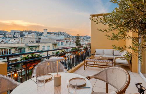 Luxurious penthouse, 2 bedroom suites, 3 spacious terraces, gorgeous views of mountains and sea, - Foto 34