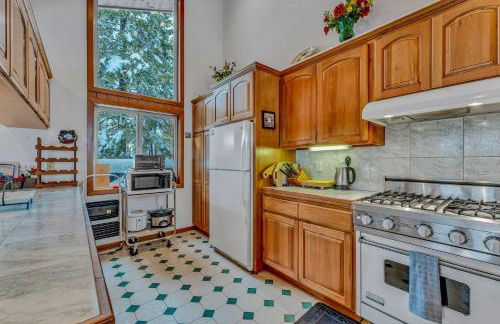 Handcrafted Tahoe Retreat Walk to Beach & Ski - Foto 2