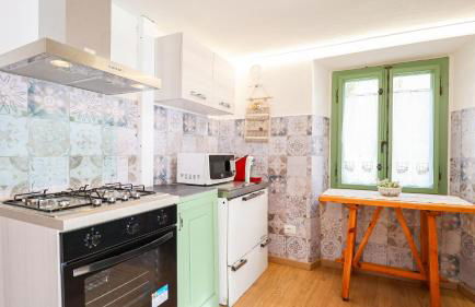 COZY MOUNTAIN RETREAT - with Garden, Wi-Fi - Foto 2