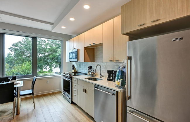 Global Luxury Suites Capitol Riverfront - Photo 7