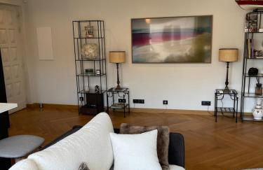 Beautiful apartment terrace Invalides and fireplace - Foto 16