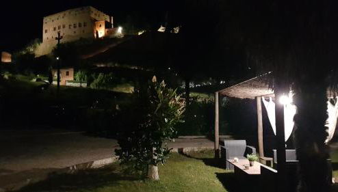 VAL D'ORCIA DELUXE 2, RAFFINATA CASA immersa nel verde con WiFi, giardino e parcheggio - Foto 1, Garden