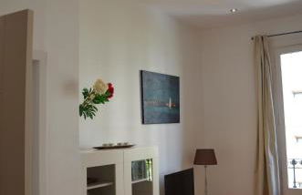 Claris Apartments - Photo 30