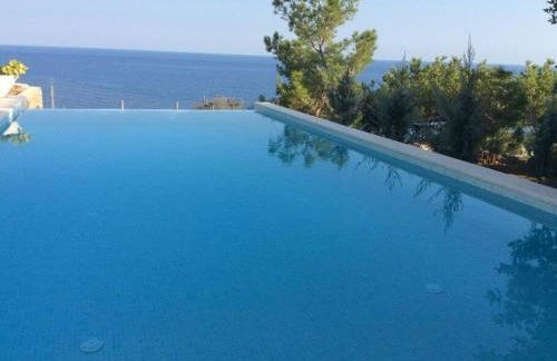 Villa Avra - Photo 1