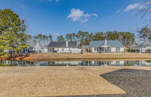 Pool Access and Pond Views Longs Home Near Golf! - Foto 2