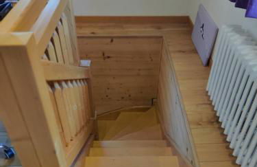 Spacious Ski Chalet In Traditional French Village, sleeps 8, Four Star with fibre broadband - Photo 37