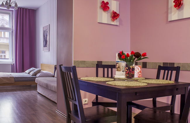 Royal Court Apartments - Photo 58