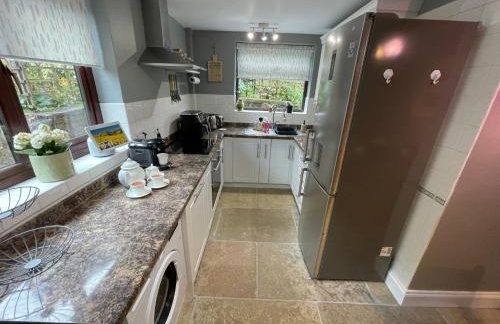 Muddy Paws Cottages - The Nook - Photo 71