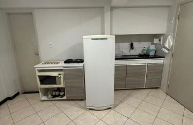 Studio amplo e aconchegante no bairro aterrado - Foto 14