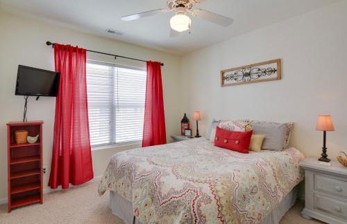 Lake Views and Pool Access Osage Beach Condo - Photo 20