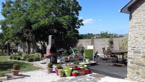 GITE PAMPHILIENNE VUE MONT SAINT MICHEL et CAMPAGNE NORMANDE - Foto 3, Garden, Garden view