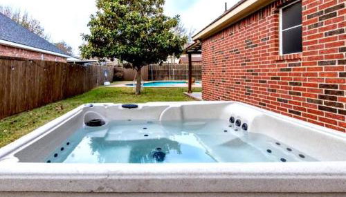 Spacious 6BR Pool Hot Tub & Game Room - Foto 5