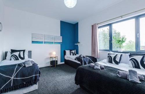 Large Home Salford -Free Parking - Foto 27