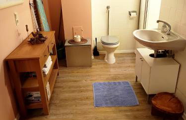 Großzügige Souterrain Ferienwohnung im Grünen - Foto 10