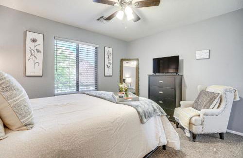 half Mi to Lake Family Home with Hot Tub in Goodyear - Foto 28