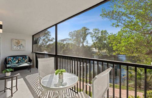 Corner Unit With Lake and Fountain Views - Foto 5