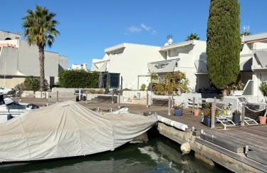 Cap Marina By L'Avenue - Vue XXL - Jacuzzi - Terrasse au bord de l'eau - Plein Sud - 2 chambres - Port Camargue - Foto 24
