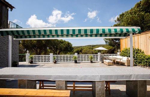 Maravillosa casa con piscina grande y bosque - Photo 24