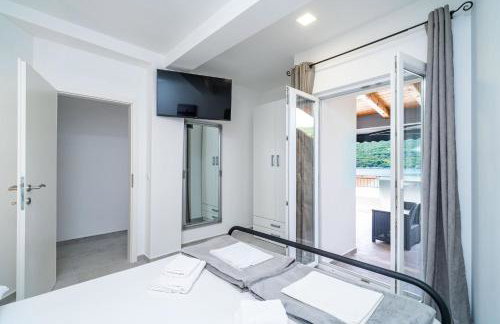 Hidden Gem Apartment - Photo 4