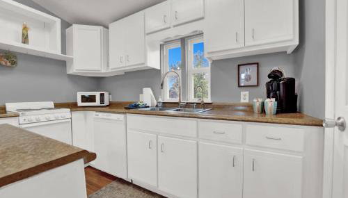 Adorable 1 BDR with Full Kitchen Deck Washer Dryer - Foto 4