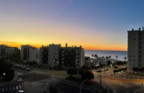 Sunny, spacious 3 bedroom apartment with seaview - L1 Red line stop PARADIS 2 min walk from rental - Photo 21