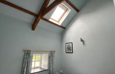 Trefechan Wen Barn - Photo 15