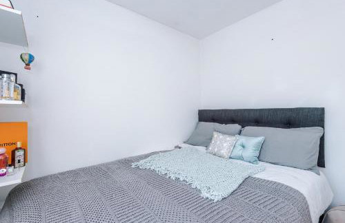 Driveway Stylish 3Bedroom Home in Middleton - Foto 29