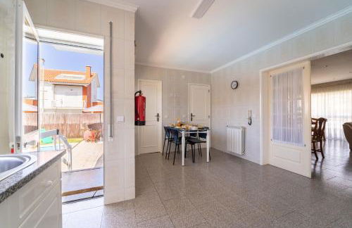 Marinhas Esposende - Moradia V4 com piscina junto à praia by House and People - Foto 32